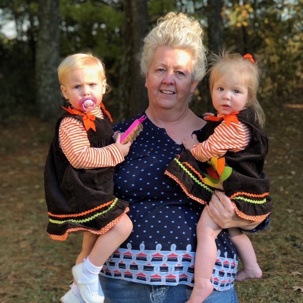 Meet your Posher, Paula